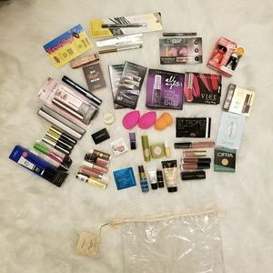 Bundle of Makeup Samples + Bag